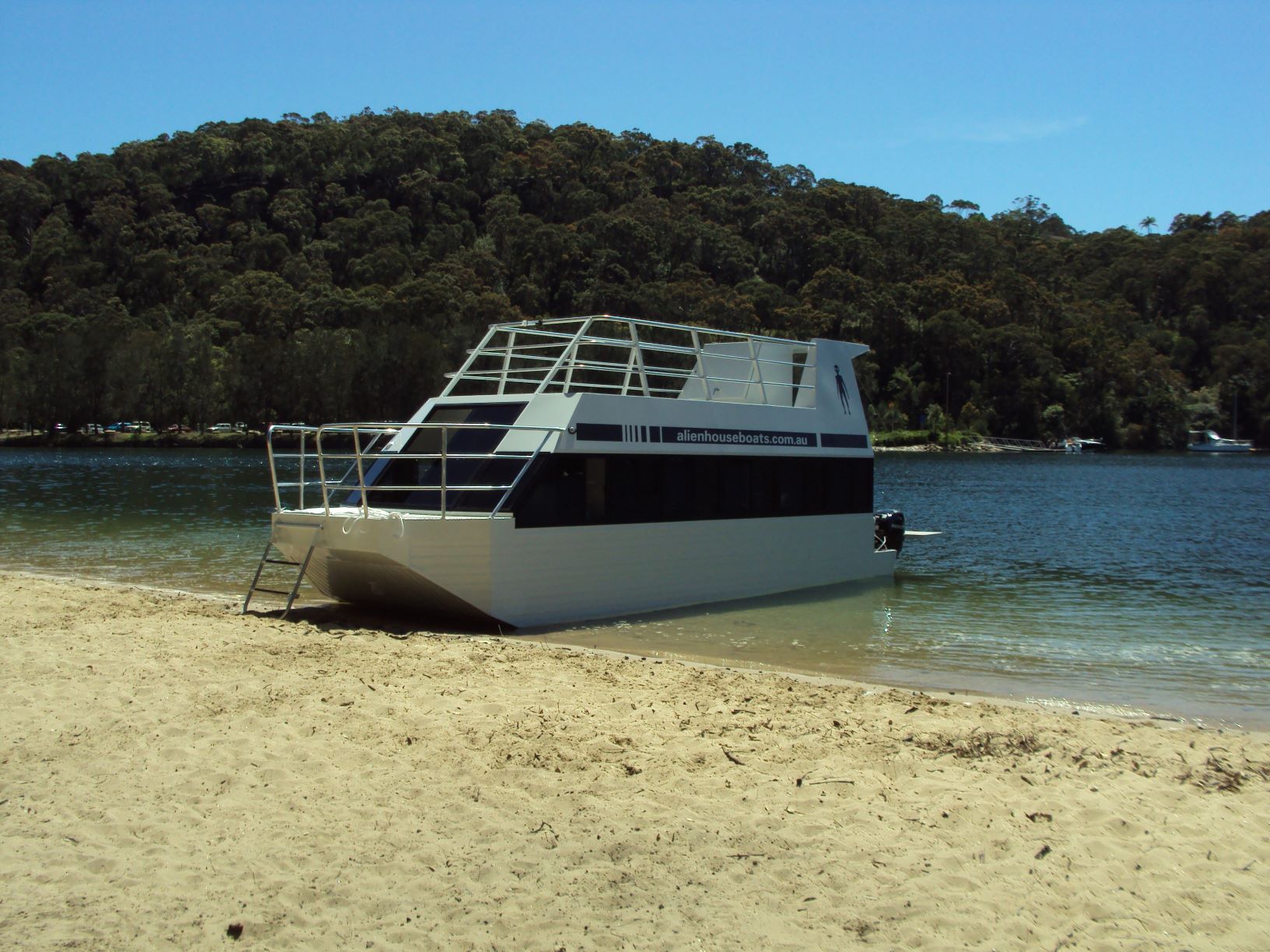 TRAILERABLE HOUSEBOAT MANUFACTURING and SALES...Business For Sale
