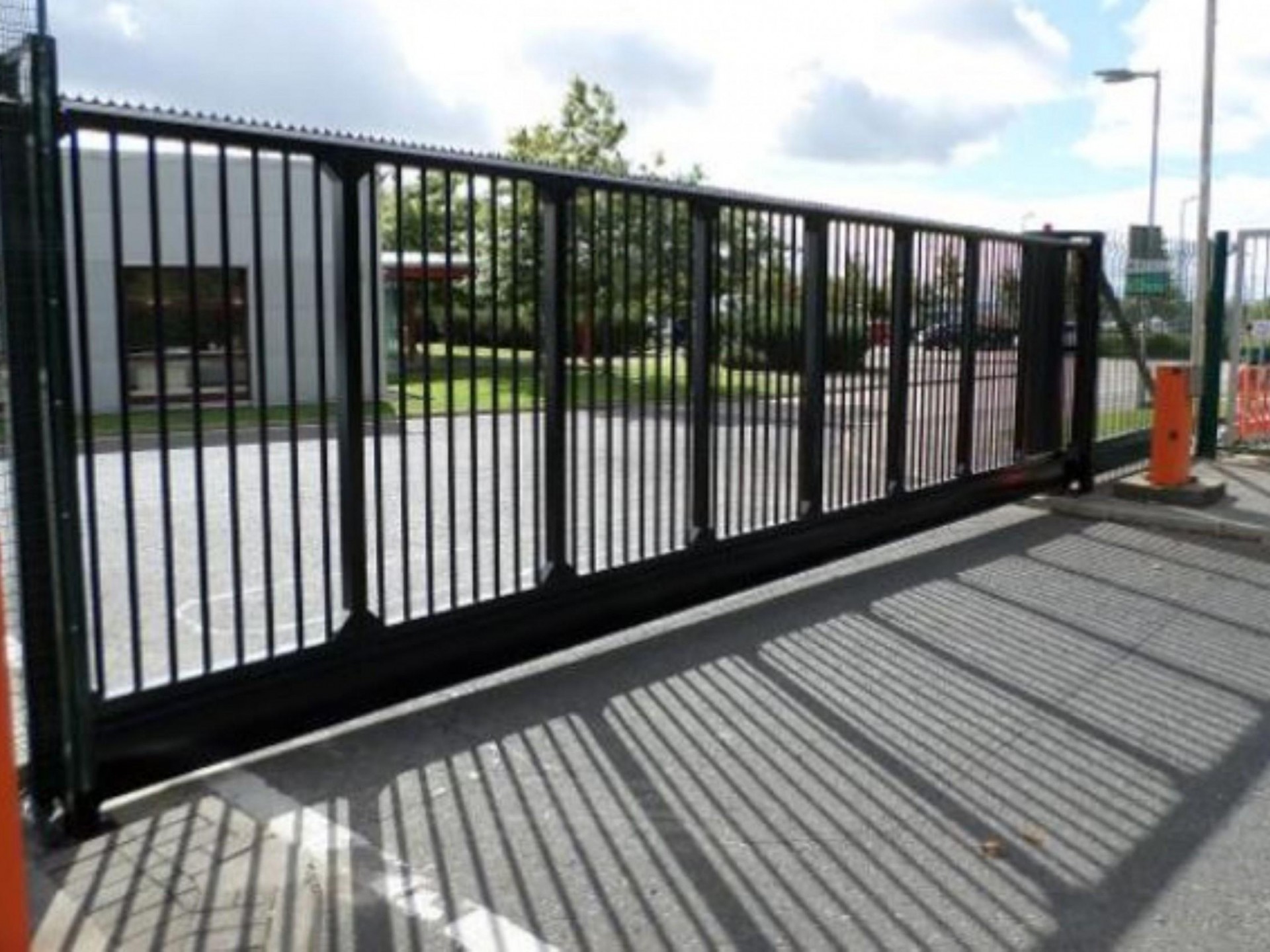 Highly Reputable & Profitable Fencing Business...Business For Sale