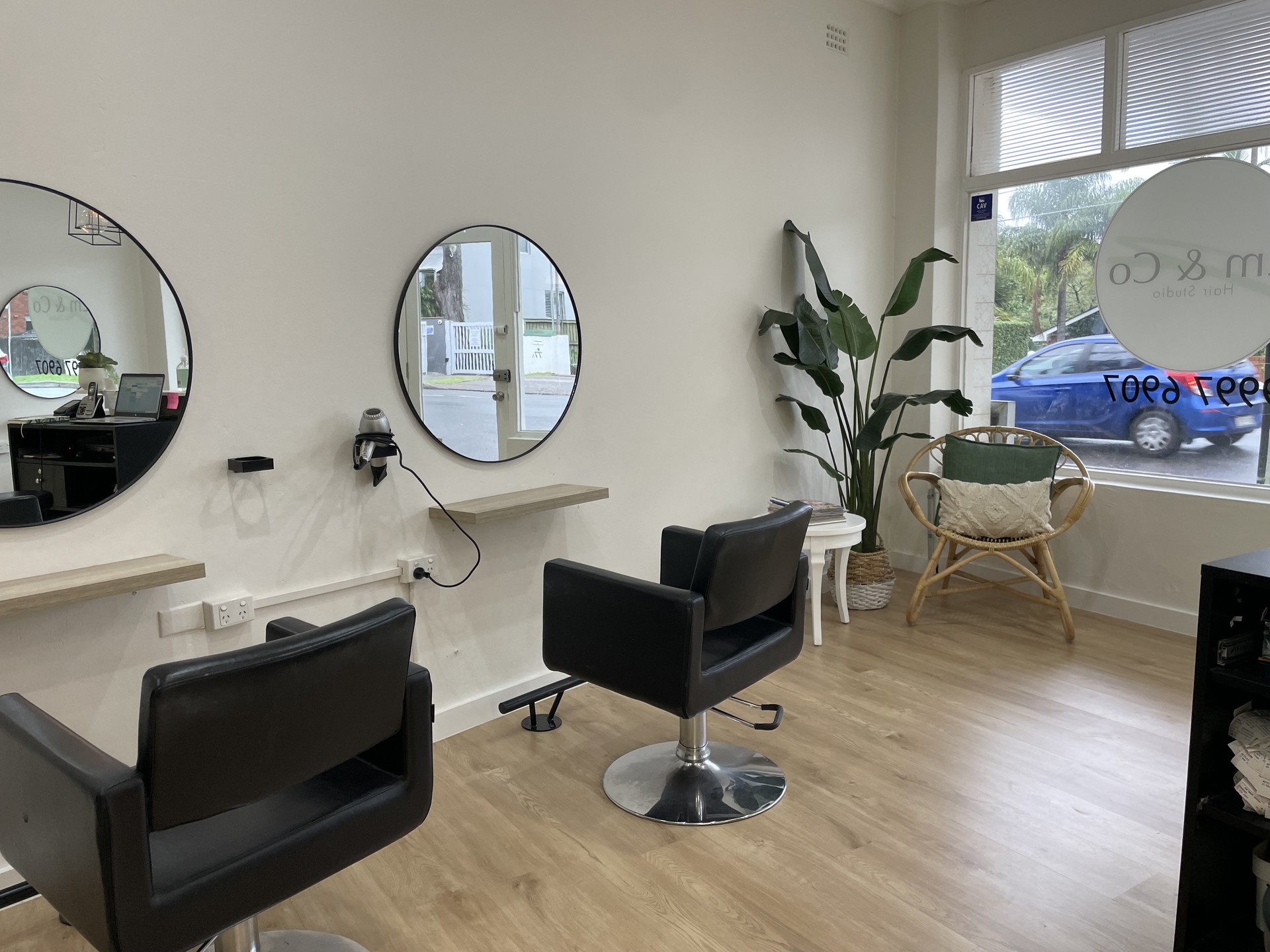 Impressive Hair Salon with New Shop Fit Out – Newport, NSW