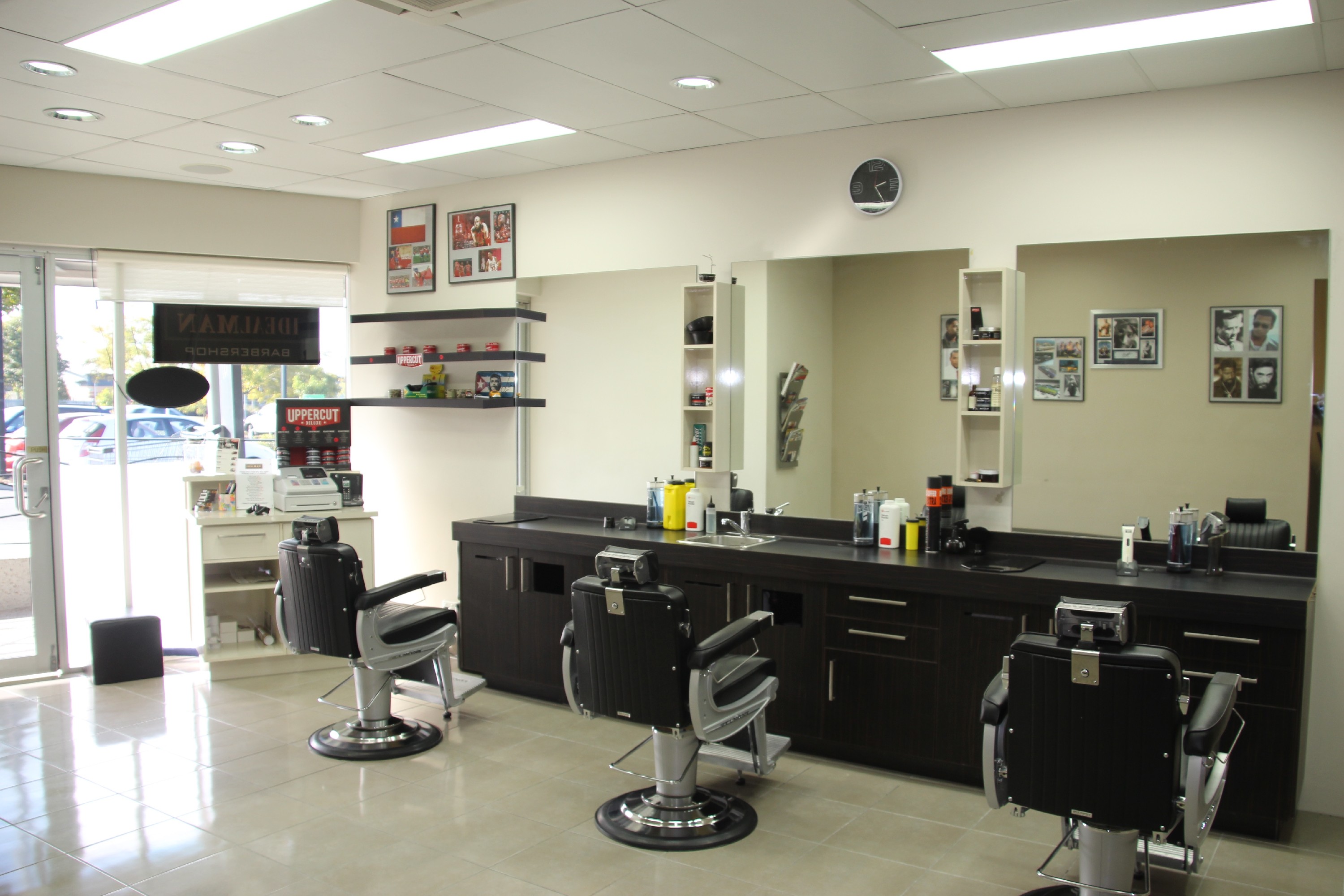 Well Established Barbershop for sale image 1