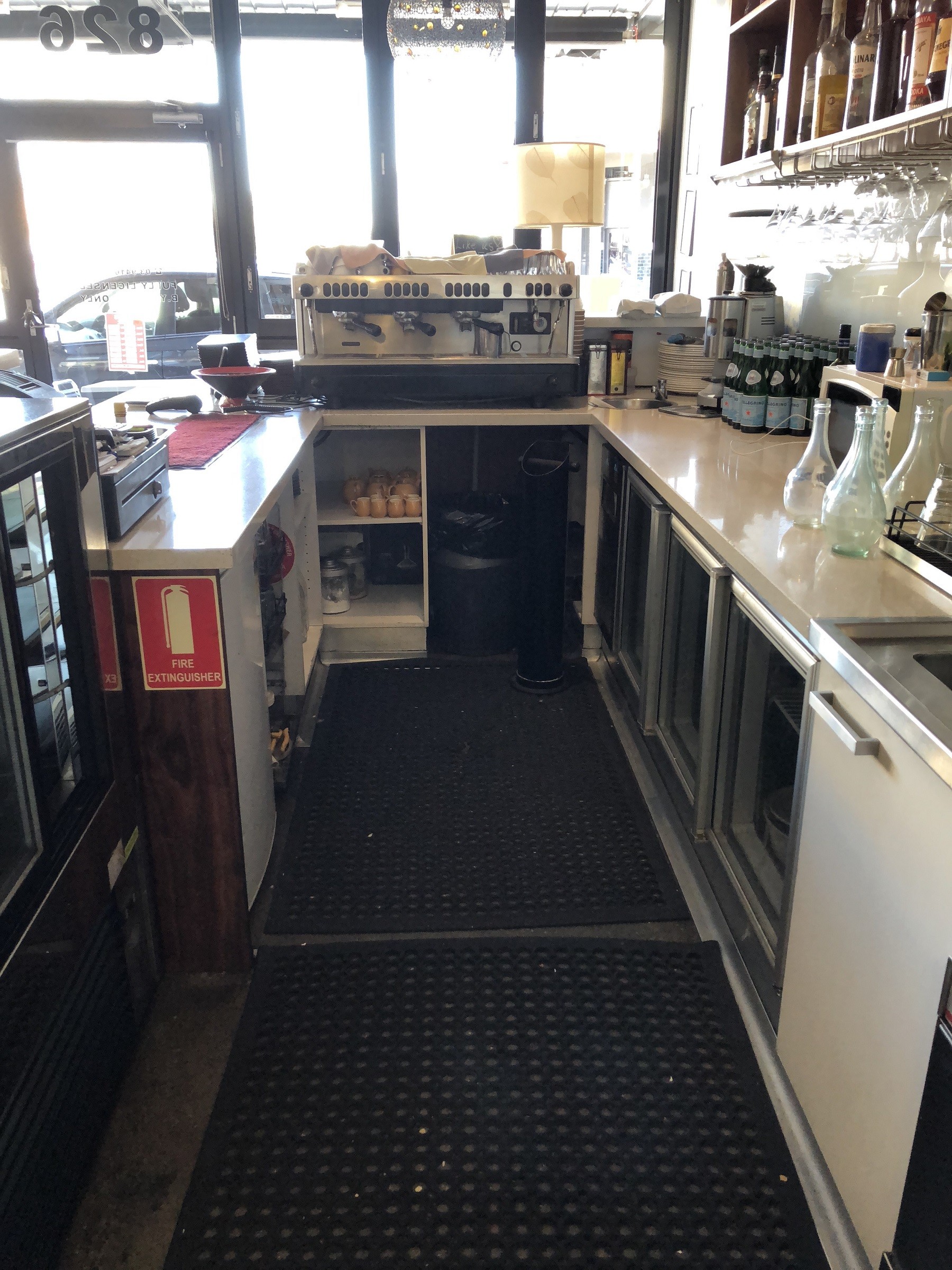 Urgent Sale – New Cafe/Restaurant/Bar – Recently Refurbished image 3