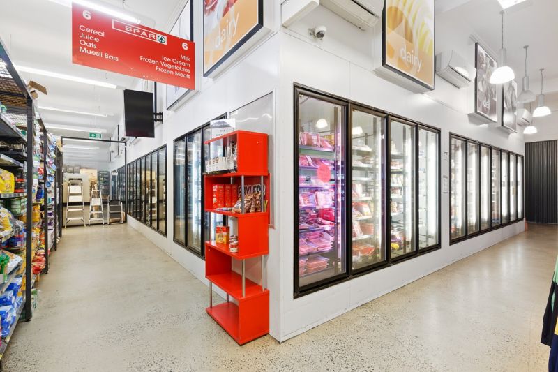 Dual Spar Convenience Supermarket and separate Go Vita Health Food Store... image 5