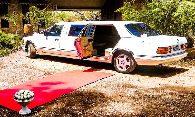 LIMOUSINE HIRE - LIMOUSINE/WEBSITE/EVERYTHING INCL IN PRICE image 8